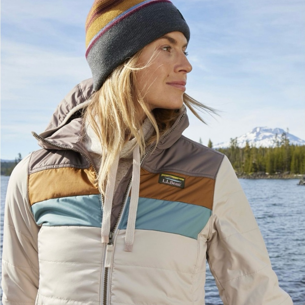 L.L. Bean Women's Mountain Classic Puffer Hooded Jacket, Colorblock NWT size M
